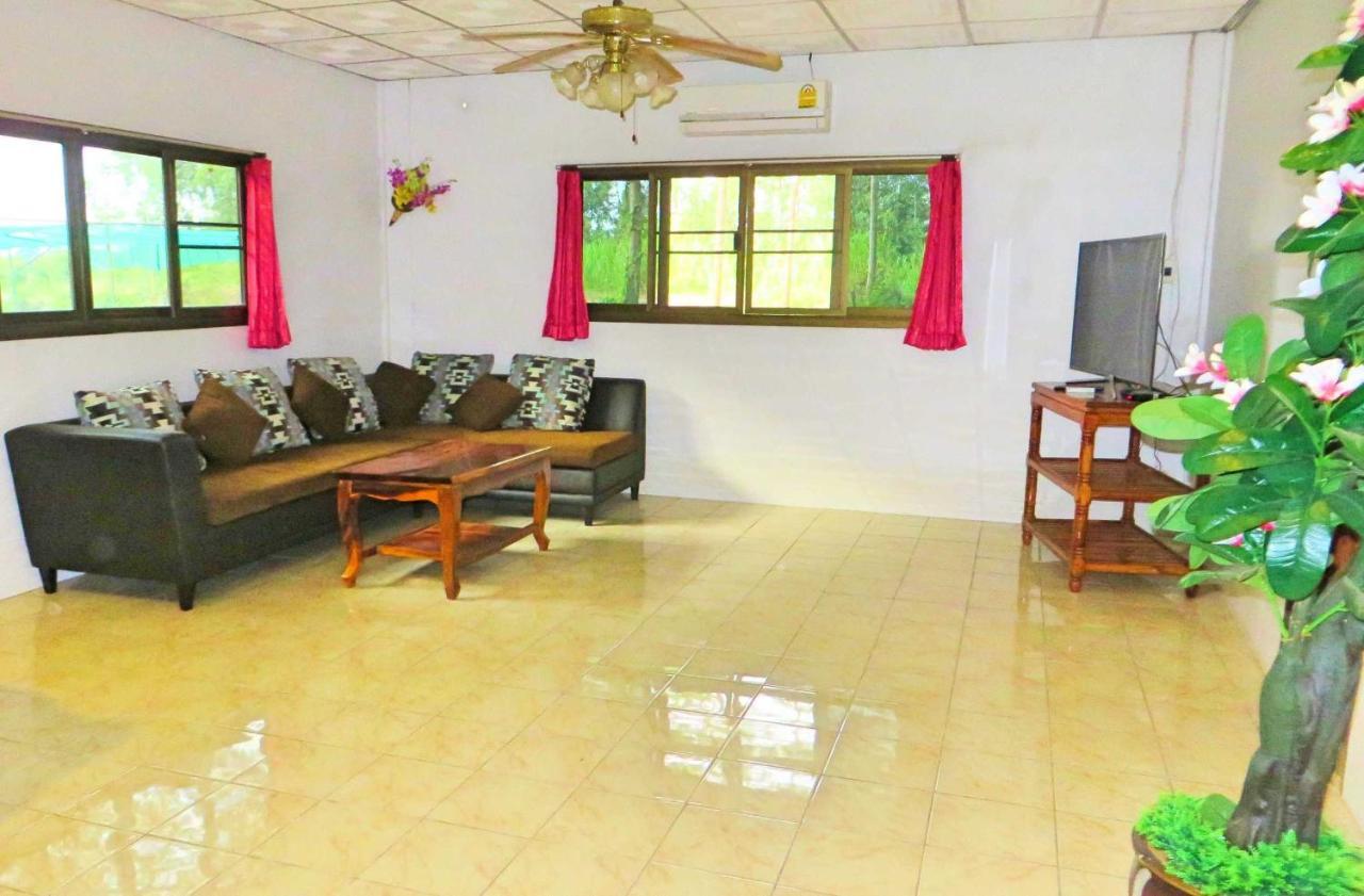 Isaan Perazim Park Roi Et Exterior foto