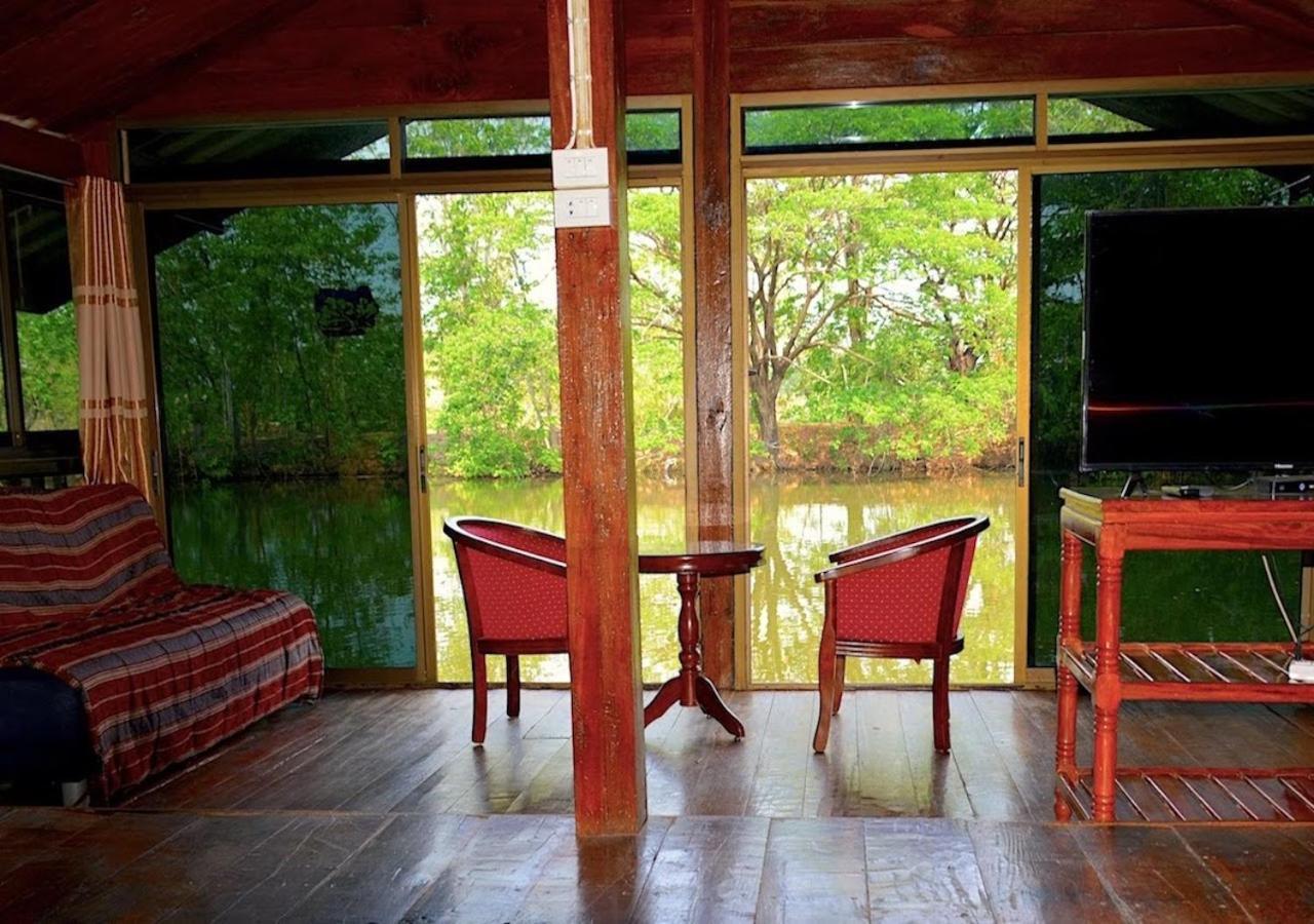 Isaan Perazim Park Roi Et Exterior foto