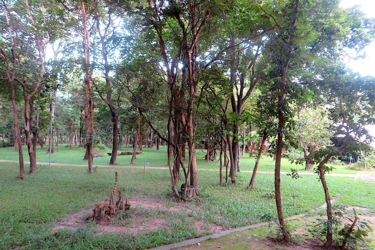 Isaan Perazim Park Roi Et Exterior foto
